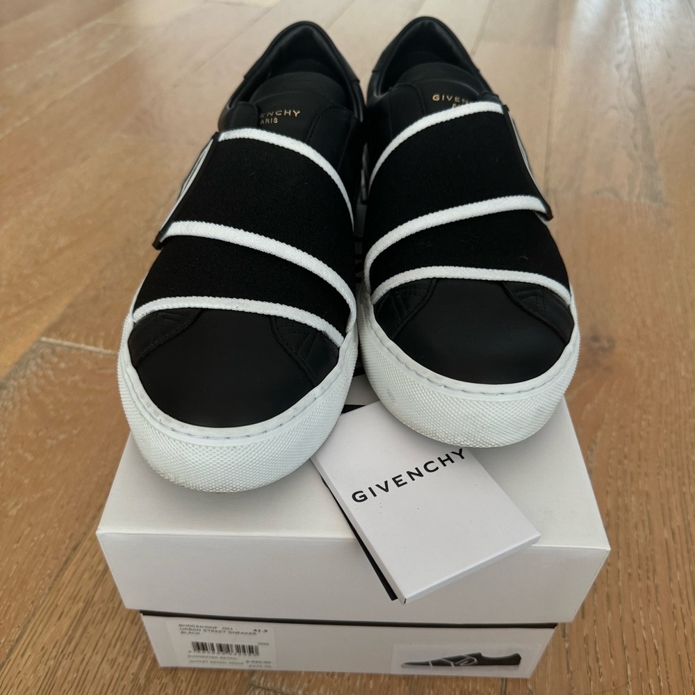 Givenchy urban street sneakers